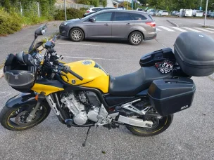 Yamaha FZS