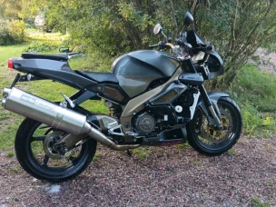 Aprilia Tuono