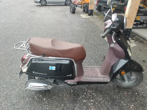 Keeway Zahara