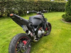 Yamaha FZR