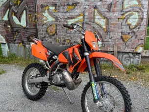 KTM 200