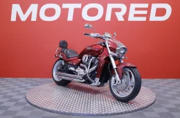 Suzuki Intruder