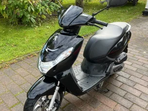 Peugeot Kisbee