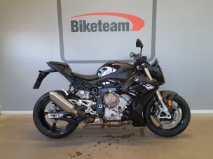 BMW S
