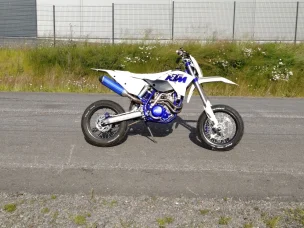KTM 525