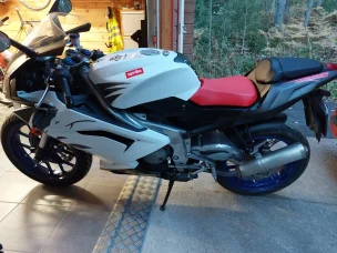 Aprilia RS