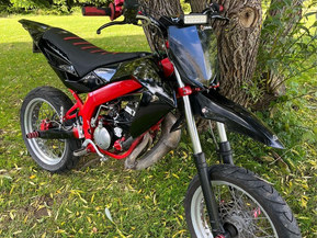 Aprilia SX