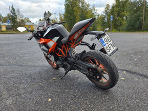 KTM 390