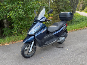 Piaggio X7