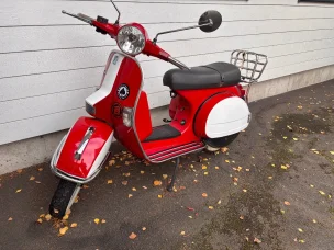 Vespa PX