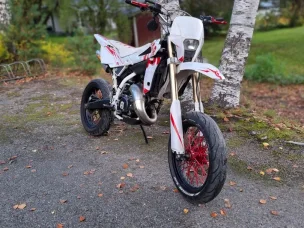 Husqvarna SM