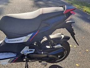 Peugeot Speedfight 4