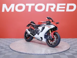 Yamaha YZF-R1