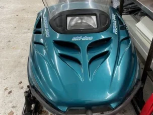 Ski-Doo Touring