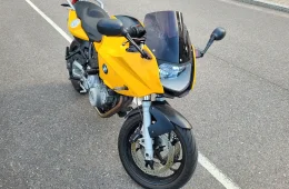 BMW F