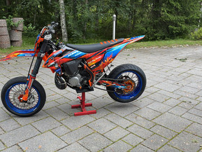 KTM 300