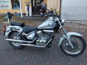 Suzuki VL
