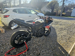 Yamaha YZF-R1