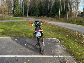 KTM 690