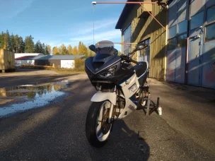 Yamaha FZ