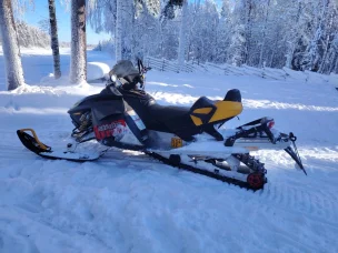 Ski-Doo Summit