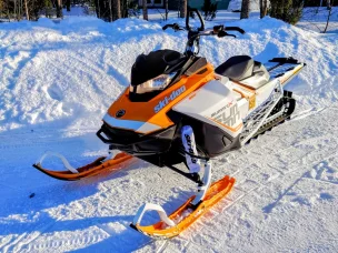 Ski-Doo Summit