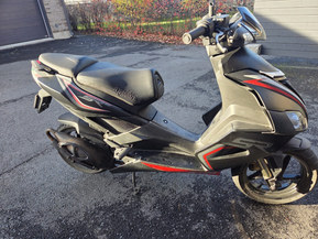 Aprilia SR