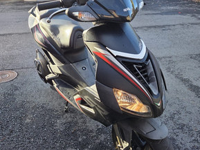 Aprilia SR