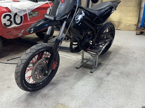 Aprilia SX