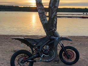 Aprilia SX