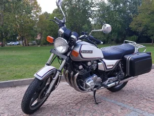 Suzuki GS