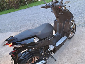 Peugeot Speedfight 4