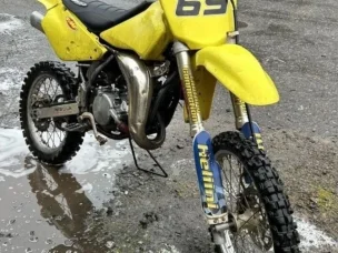 Suzuki RM