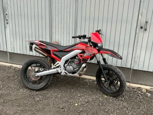 Aprilia SX