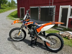 KTM 125