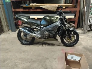 Kawasaki ZX-9R