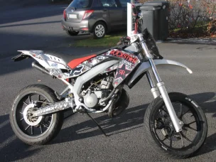 Aprilia SX