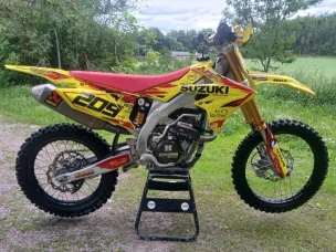 Suzuki RM-Z