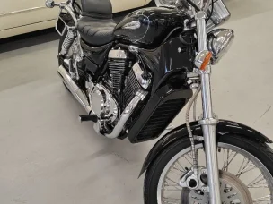 Suzuki VS