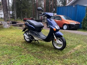 Yamaha Neos