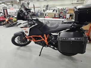 KTM 1090 R