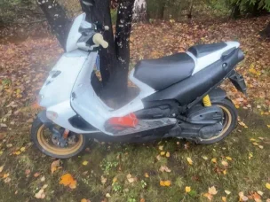 Aprilia SR