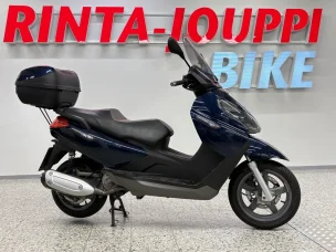 Piaggio X7