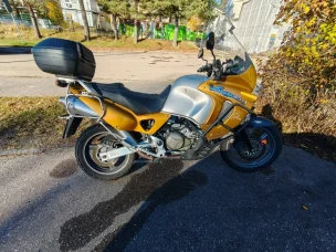 Honda XL