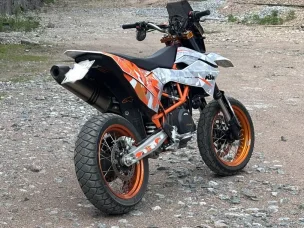 KTM 690