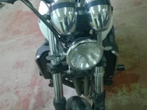Kawasaki ZRX
