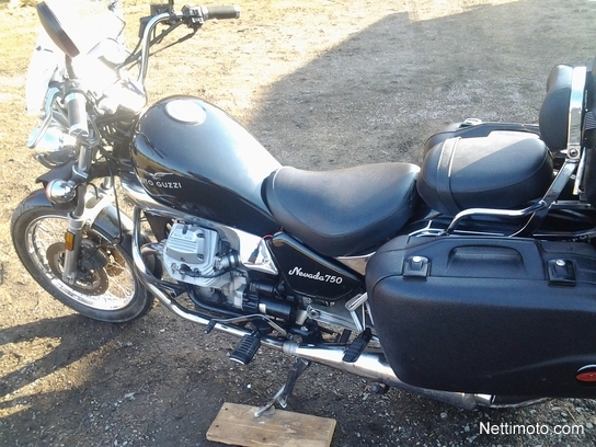 Moto Guzzi 750 Nevada Classic