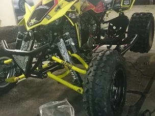 Suzuki LT-R