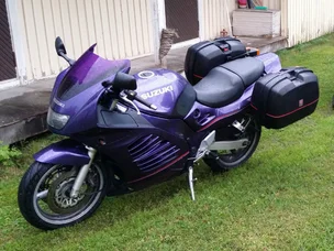 Suzuki RF