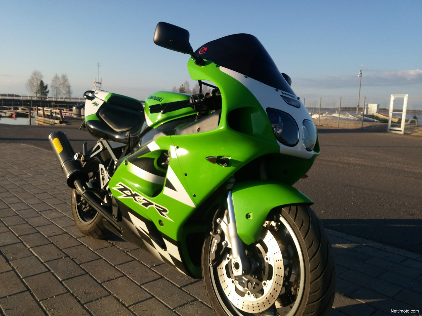 Kawasaki ZX-7R